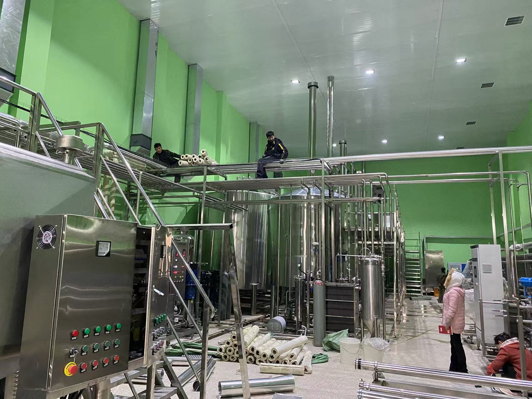 南京精酿啤酒设备厂—精酿啤酒设备制造：传承工艺与创新科技的交融